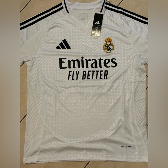 Real Madrid Kylian Mbappe Jersey # 9 , Unisex - Picture 11 of 14